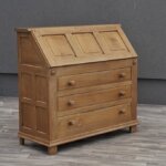 Sekretár    písací