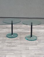 Stolík    sklenený   -   minimalistický