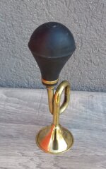 Klaksón    retro    mosadzný    s    gumeným    balónikom – Obrázok 2