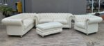 Set    Chesterfield    v    bielej    farbe – Obrázok 3