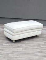 Taburet    Chesterfield   -   biely